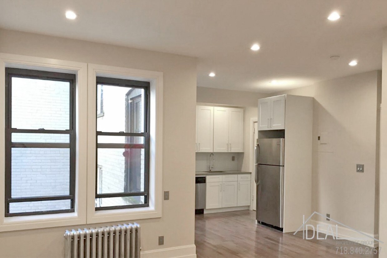 Building Photo - NO FEE | MIdwood&apos;s Best One Bedroom