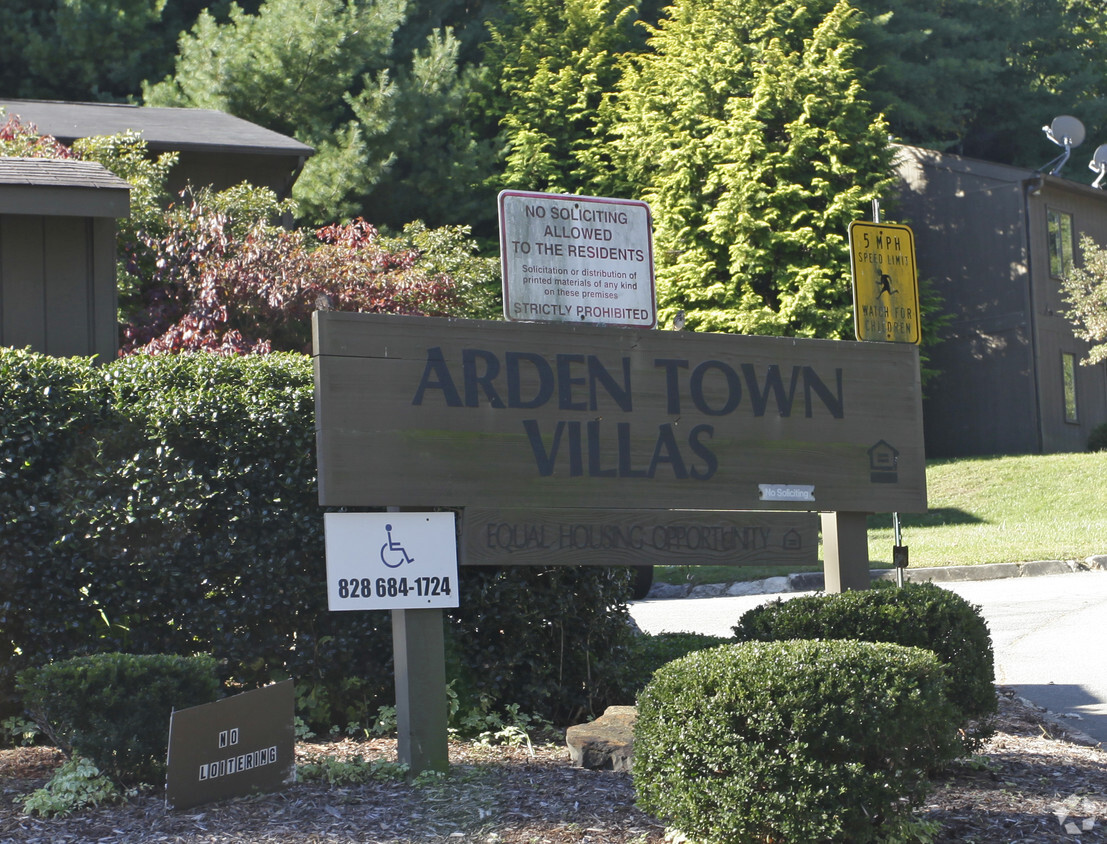 Entrada - Arden-Town Villas Apartments