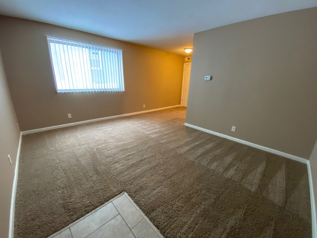 Building Photo - 2030 J St