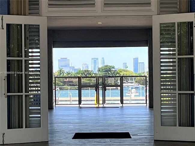 Foto del edificio - 800 West Ave