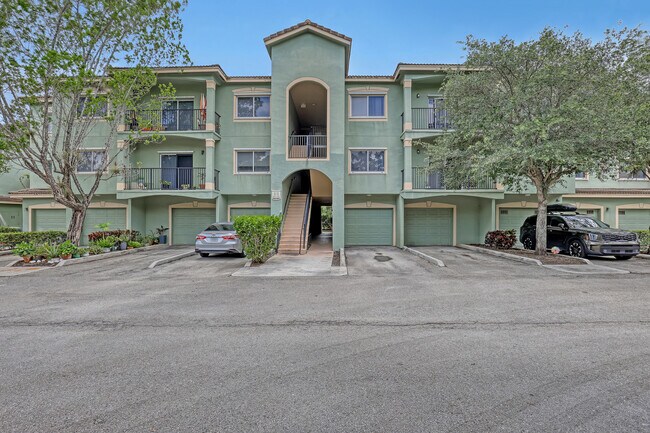 Foto del edificio - 340 Crestwood Cir