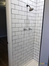 Building Photo - 2316 N Austin St