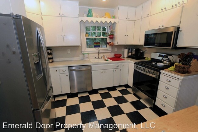 Building Photo - 3 br, 2 bath House - 7549 12th Ave NW