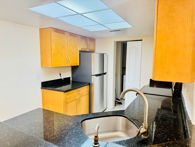 Foto del edificio - 9166 W Atlantic Blvd