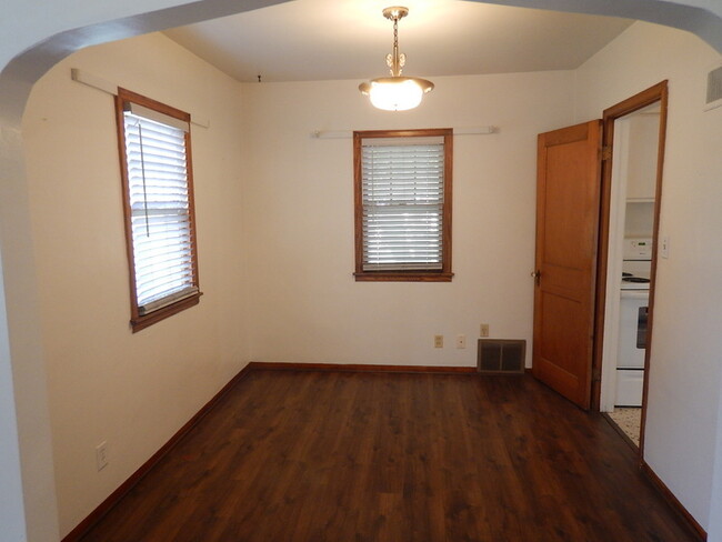 dining room - 803 E B St