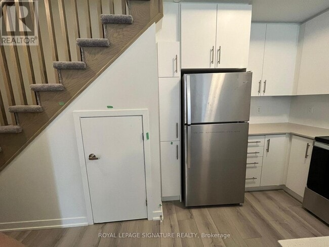 Building Photo - 3409 Ridgeway Dr