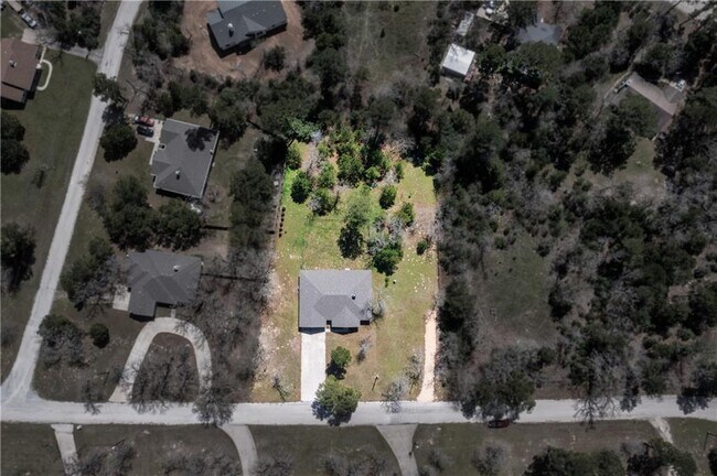 Building Photo - 146 N Buckhorn Dr
