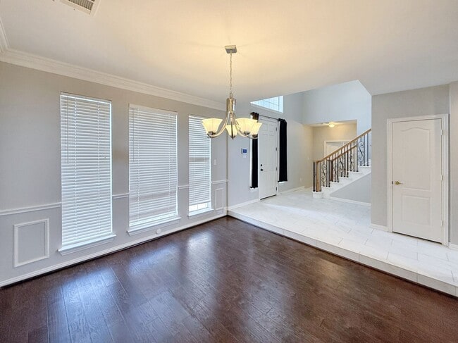 Foto del edificio - Comfort and Convenience in West Plano Living