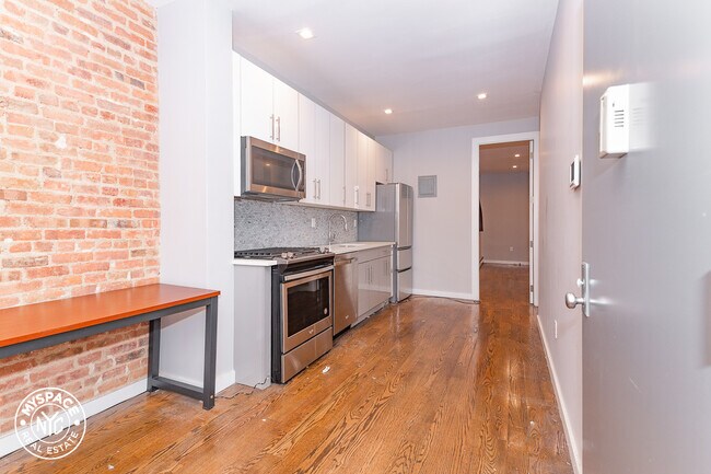 Foto del edificio - 257 Linden St