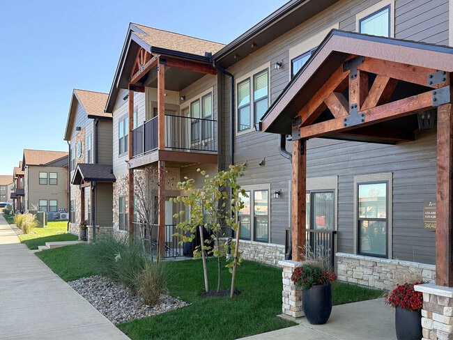 Building Photo - Residences at Lexington