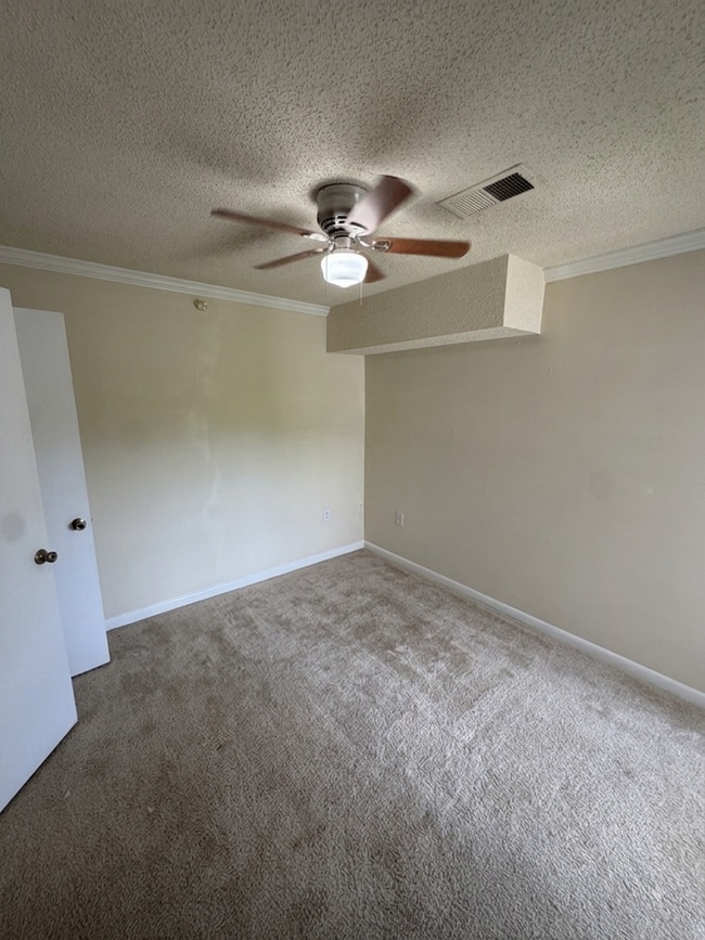 Building Photo - 1351 Crab Orchard Dr