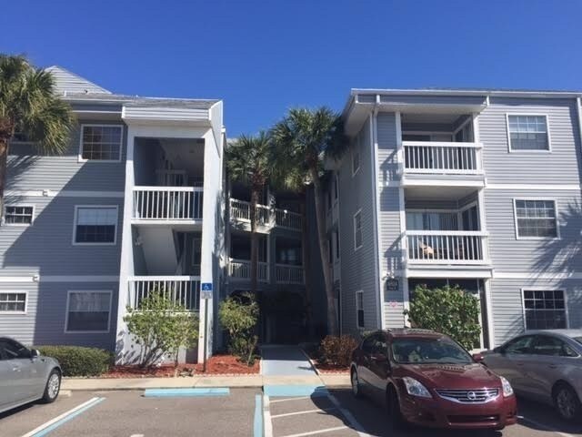 Foto principal - Stone's Throw move in ready!
