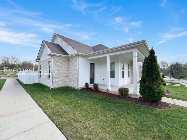 Foto del edificio - 640 Henry Ln