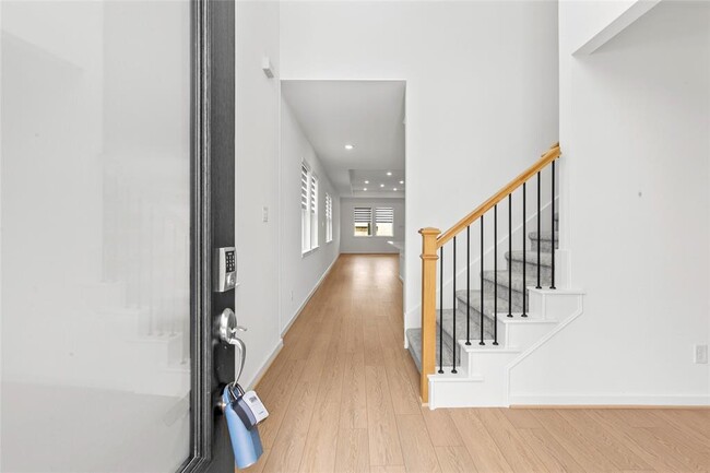 Foto del edificio - 22114 Paula Bluff Ln
