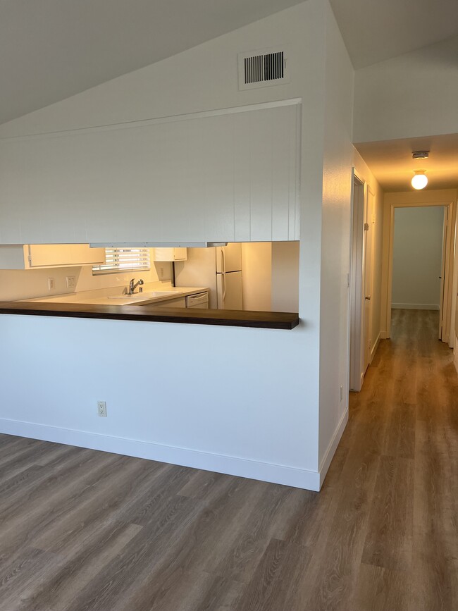 Building Photo - 155 Del Mar Shores Terrace