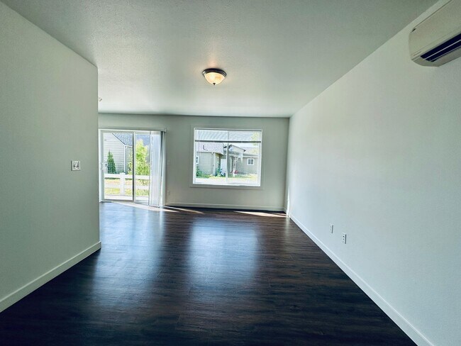 Foto del edificio - 1284 44th Ave
