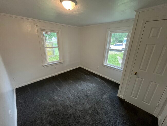 Foto del edificio - 212 E Andover Ave