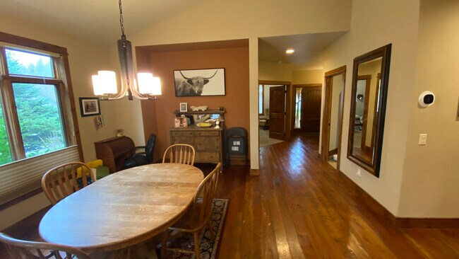 Dining Room 2 - 2 Granite Springs Trl