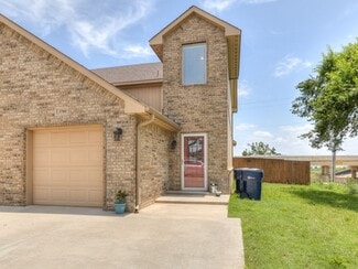 Building Photo - 3700 Catamaran Dr