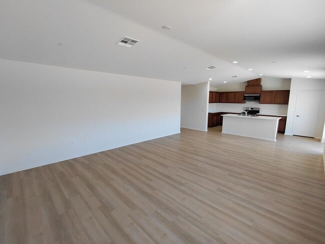 Foto del edificio - 475 Palomino Ct