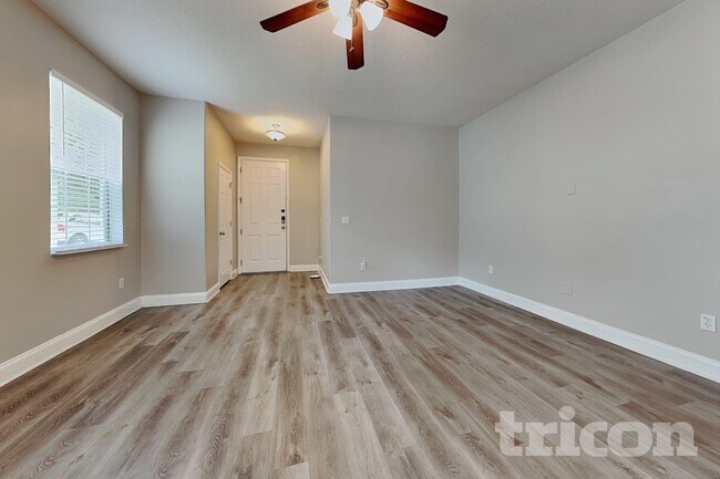 Foto del edificio - 9247 Wellstone Dr