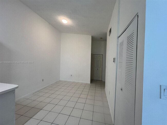 Foto del edificio - 15315 SW 76th Terrace