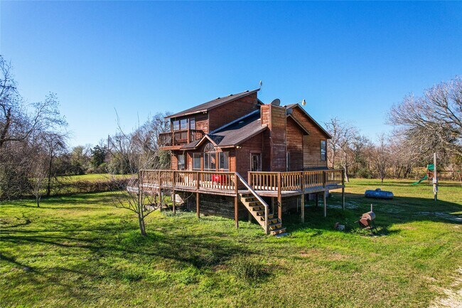 Building Photo - 6250 N Mallard Dr