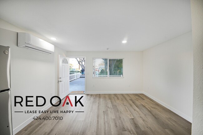 Foto del edificio - Lovely Studio with Lots of Natural Light, ...