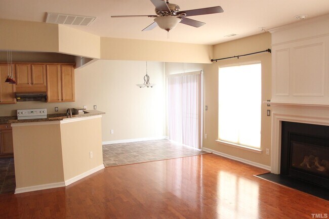 Building Photo - 301 Millicent Way