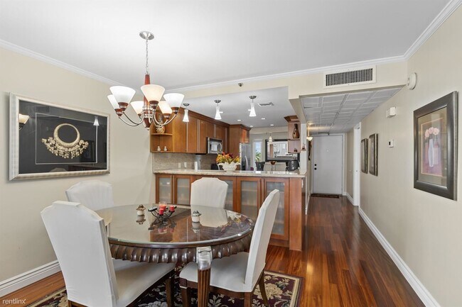 Foto del edificio - 2 br, 2 bath Condo - 21 Royal Palm Way Uni...