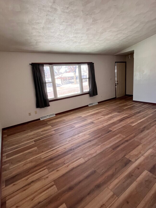 Foto del edificio - 3621 N Pine St
