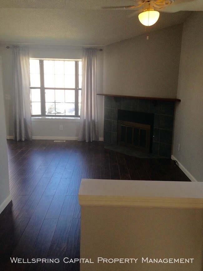 Foto del edificio - 8140 Washington St