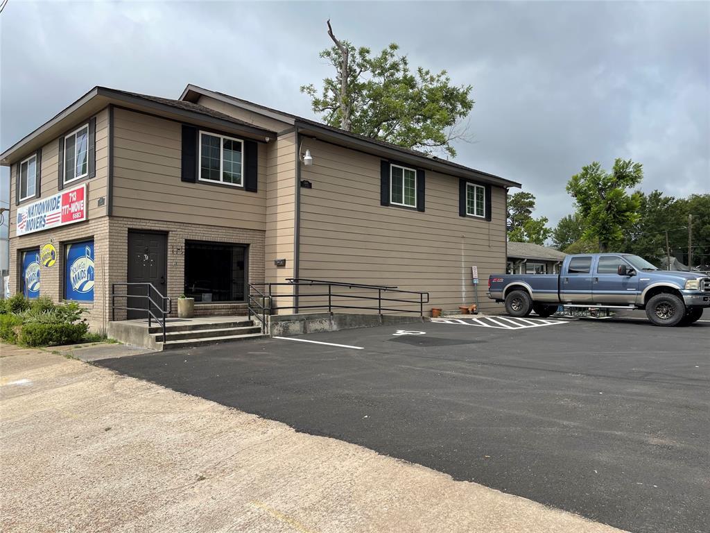 Primary Photo - 1345 N Shepherd Dr