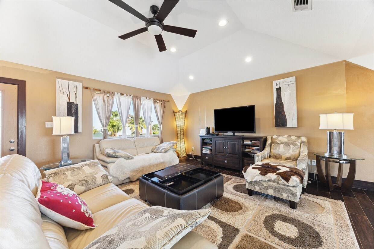 Foto principal - 410 Isles End Rd