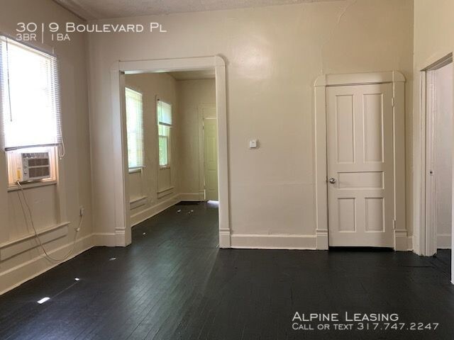 Foto del edificio - Quick commute to downtown!