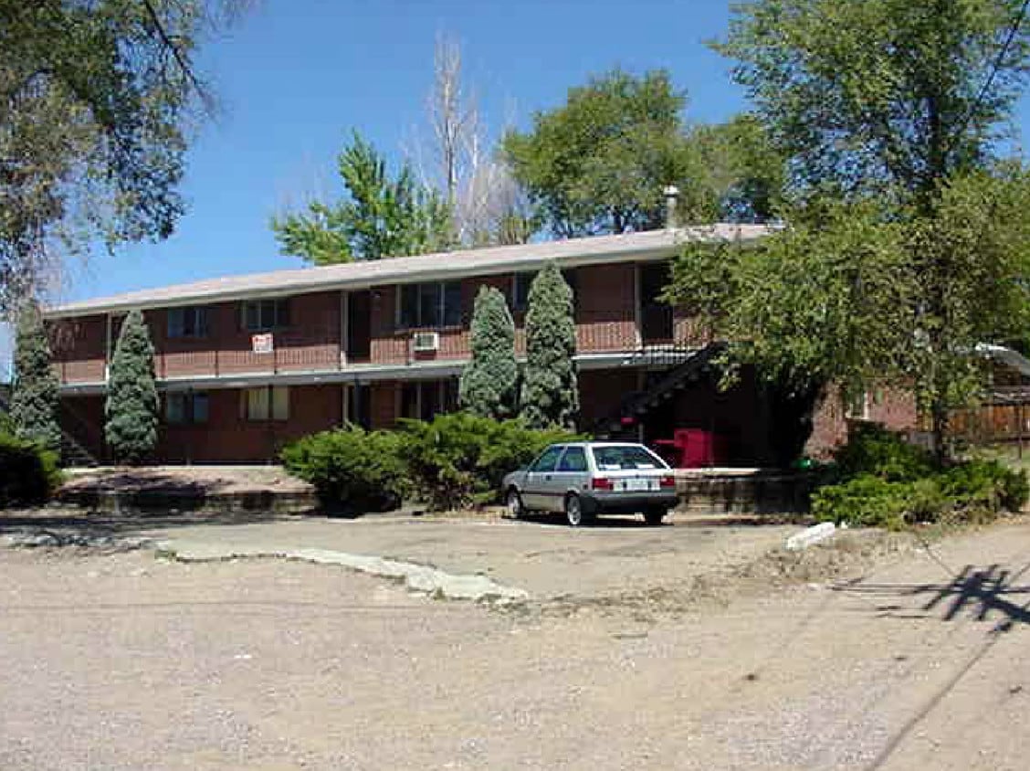Building Photo - Mount Air Apartments