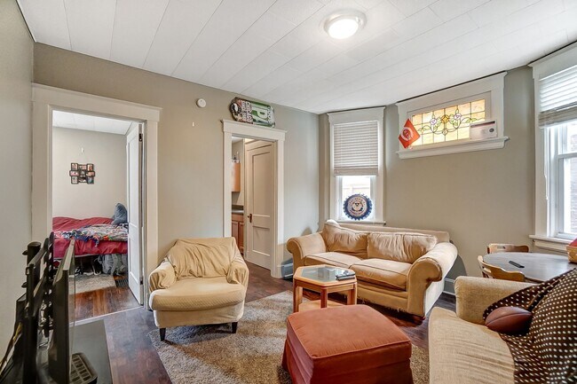 Foto del edificio - 350 Volkert St