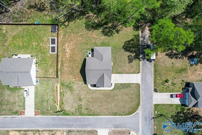 Foto del edificio - 15176 Blendor Crooks Dr