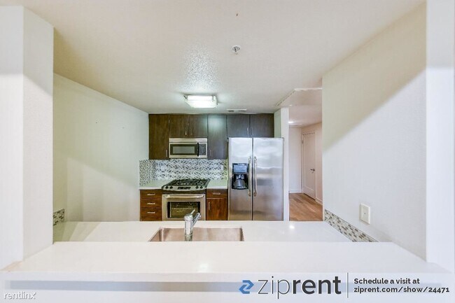 Building Photo - 2 br, 2 bath Condo - 436 South Virgil Aven...