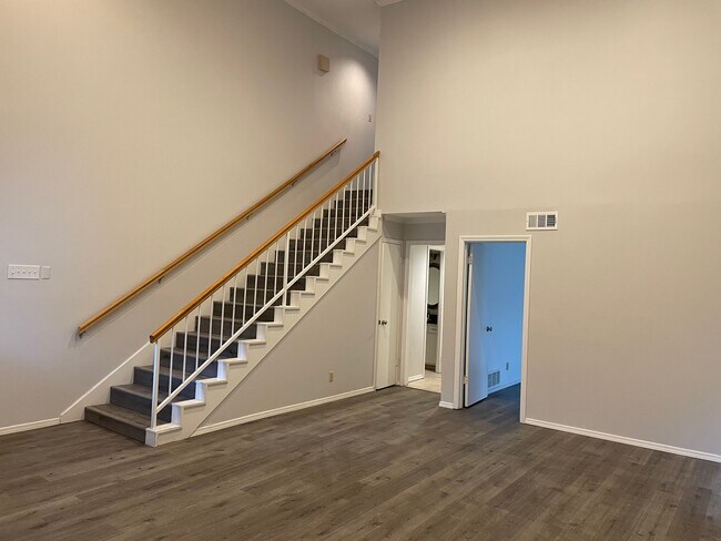 Foto del edificio - 3904 Clarke Ave