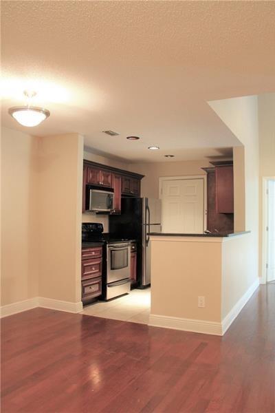 Foto del edificio - 6307 Santa Fe Pkwy
