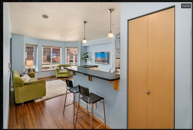 Foto del edificio - 812 5th Ave N