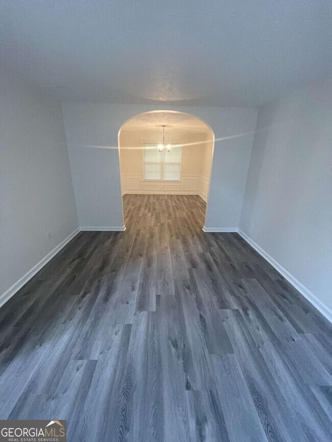 Foto del edificio - 620 Manor Glen Dr