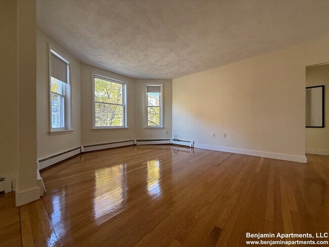 Foto del edificio - 316 Tappan St