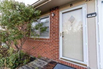 Building Photo - 3605 S Rock Quarry Rd