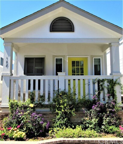 Primary Photo - 128 Palm Dr