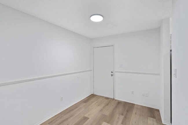 Building Photo - 4105 Speedway