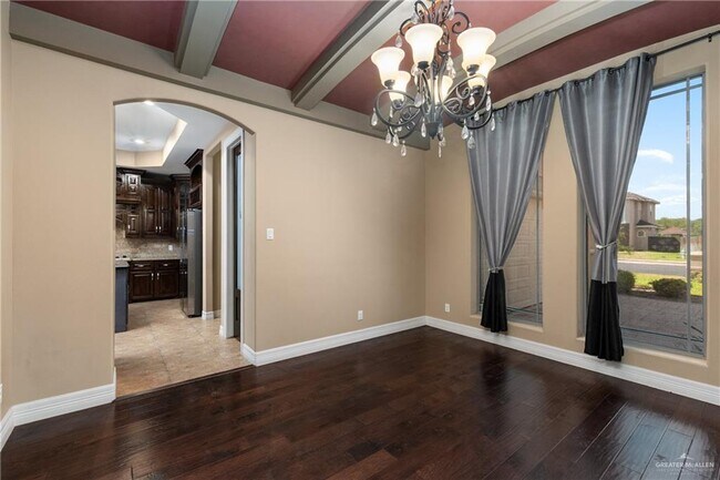 Building Photo - 30 Manzano Ln