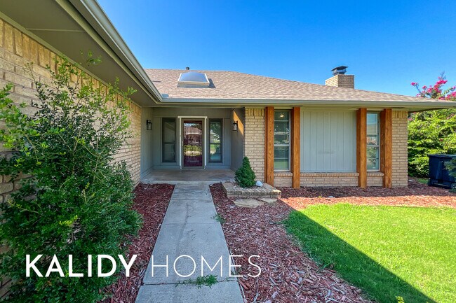 Photo - 1360 NW 7th Pl House