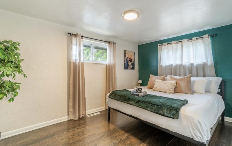 Foto del edificio - 8591 Lowell Blvd